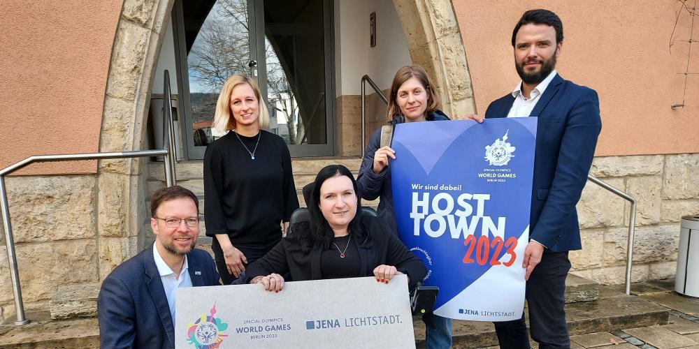 Host Town Programm der Stadt Jena wurde vorgestellt von Oberbürgermeister Dr. Thomas Nitzsche, Vanessa Baum (Sportbeauftragte), Ines Muskalla (Beirat für Menschen mit Behinderungen), Eva Göbel (Produktionsleiterin SchrankenLos-Festival) und Sportdezernent Benjamin Koppe